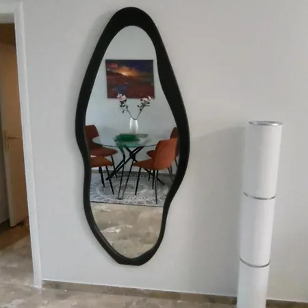 Cleopatra's Vacation * Sparta